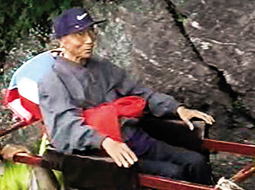 98年，90歲的邵逸夫登武當山祭天