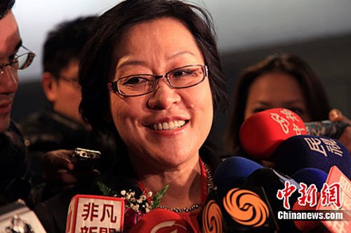 1月6日，劉少奇之女劉亭在臺北出席“第一屆兩岸女企業家高峰論壇”。劉亭現任聯亞集團董事長兼總裁，是次以全國工商聯女企業商會會長名義率團赴臺參加論壇，這也是劉亭首度赴臺。中新社記者 關向東 攝 