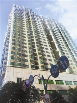 4名被害人疑為“畢打奧夜總會(huì)”的女員工，但此說法未得到羅湖警方證實(shí)。圖片來源：晶報(bào)