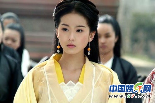 楊冪劉詩(shī)詩(shī)佟麗婭唐嫣 美艷大PK誰(shuí)是古裝女神