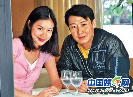 黎明離婚后首現身 粉絲怒罵樂基兒：應拿去喂豬