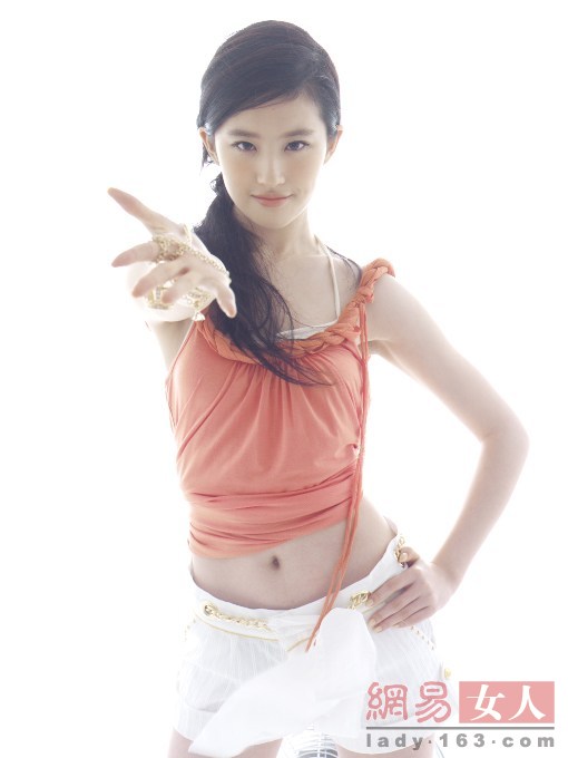 扒劉亦菲經典造型 妹妹照片曝光