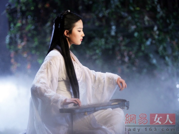 扒劉亦菲經典造型 妹妹照片曝光