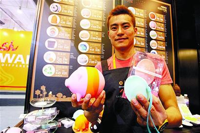 青島臺博會美食美容區人氣爆棚 今最后一天大降價可淘貨