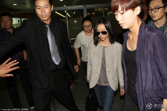 夫妻終成仇人董潔揭潘粵明三宗罪 男方發律師函