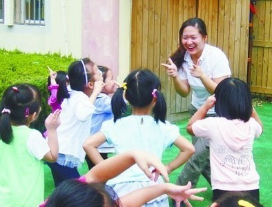 1.6萬青島幼師六成無證在崗 將提高學歷門檻