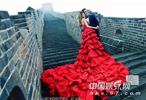 葉劍英孫女性感亮相 萬里孫女萬寶寶透視裝爭艷 葉劍英孫女性感亮相 萬里孫女萬寶寶透視裝爭艷