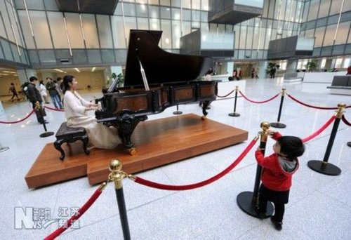 南京回應“星級”醫院：非奢華浪費的面子工程