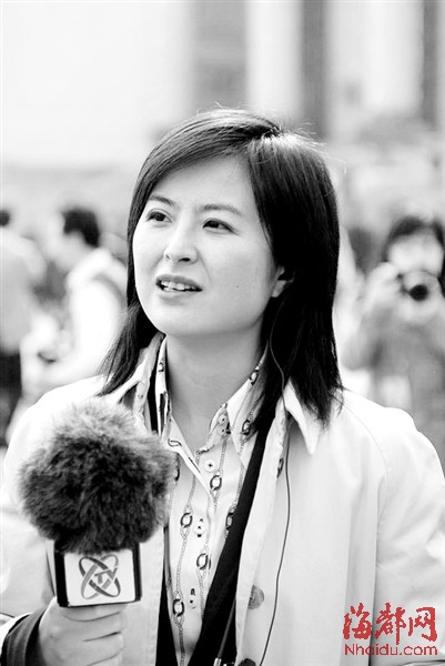 張泉靈，主持《人物周刊》《焦點(diǎn)訪談》《新聞會客廳》等