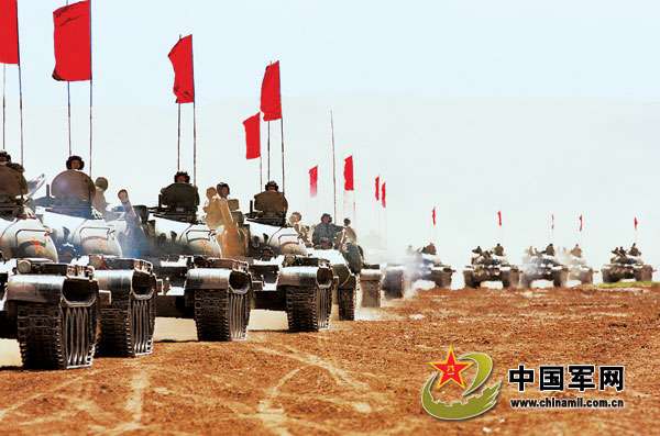 資料圖：參演部隊在北京軍區某訓練基地進行訓練。