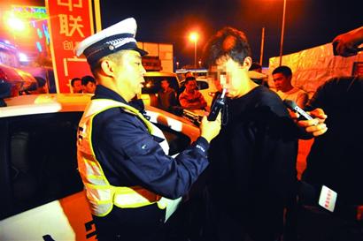 青島公務員酒駕抄告單位 將影響評優