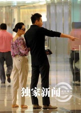 大S汪小菲情侶裝“飛躍”長城 曝婚后恩愛細節(組圖)