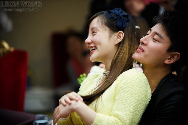 李小璐曬美照秀瘦身成果 看其產后賣萌瞬間 