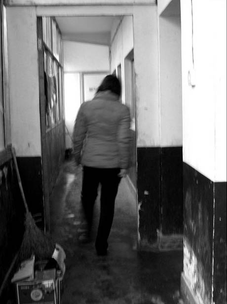 農民工齷齪行徑 常與站街女廝混