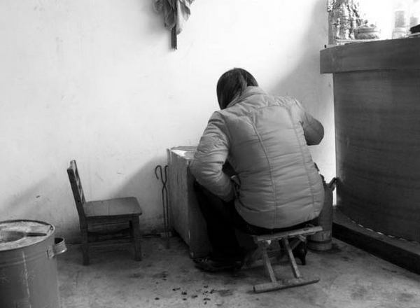 農民工齷齪行徑 常與站街女廝混