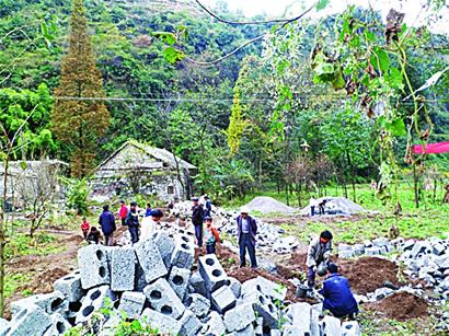 石大90后男生打工湊錢回鄉建小學 已組織10地志愿者