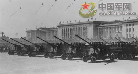 1959年國(guó)慶 逢十大閱兵盛況空前 1959年國(guó)慶 逢十大閱兵盛況空前