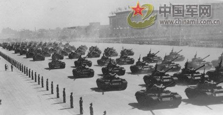 1959年國(guó)慶 逢十大閱兵盛況空前 1959年國(guó)慶 逢十大閱兵盛況空前